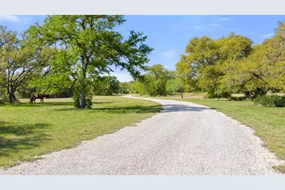 546 Lazy Oak Rd, Johnson City, TX 78636 - Photo 19