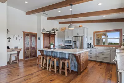 546 Lazy Oak Rd, Johnson City, TX 78636 - Photo 9