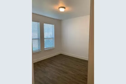 306 Winston Dr, Fredericksburg, TX 78624 - Photo 9