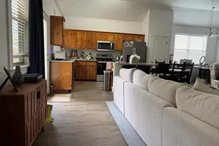 306 Winston Dr, Fredericksburg, TX 78624 - Photo 5