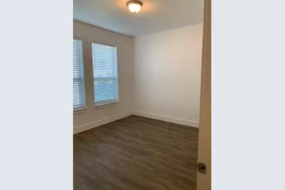 306 Winston Dr, Fredericksburg, TX 78624 - Photo 11