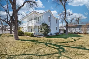 908 N Crockett St, Fredericksburg, TX 78624 - Photo 39