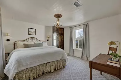 908 N Crockett St, Fredericksburg, TX 78624 - Photo 23