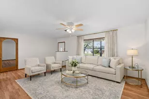 1011 Ave C, Fredericksburg, TX 78624 - Photo 5