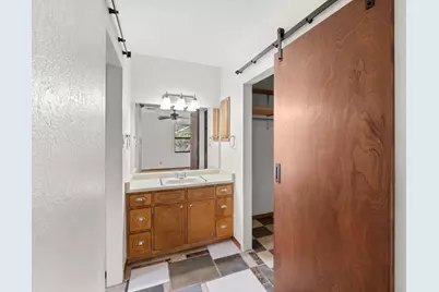 1011 Avenue C, Fredericksburg, TX 78624 - Photo 13