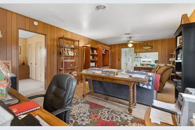 1807 N Llano St, Fredericksburg, TX 78624 - Photo 9