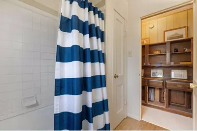 1807 N Llano St, Fredericksburg, TX 78624 - Photo 15