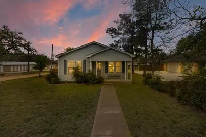 1807 N Llano St, Fredericksburg, TX 78624 - Photo 1