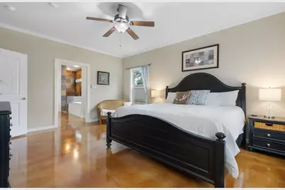 1811 N Llano St, Fredericksburg, TX 78624 - Photo 17