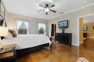 1811 N Llano St, Fredericksburg, TX 78624 - Photo 19