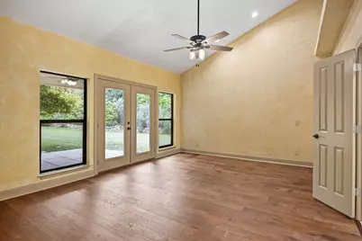 207 E Spring Mill Dr., Kerrville, TX 78028 - Photo 17