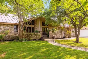 207 E Spring Mill Dr, Kerrville, TX 78028 - Photo 1