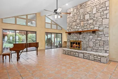 207 E Spring Mill Dr., Kerrville, TX 78028 - Photo 5