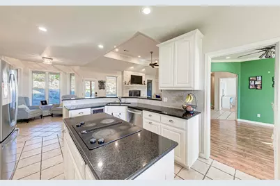 330 S Juniper Trail, Kingsland, TX 78639 - Photo 9