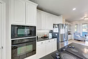 330 S Juniper Trail, Kingsland, TX 78639 - Photo 11