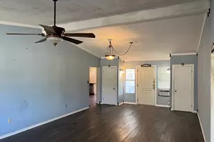 103 Eastview, Kendalia, TX 78027 - Photo 13