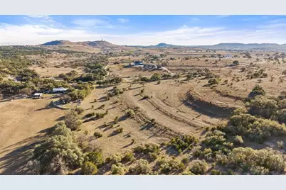 885 Stanton Rd., Johnson City, TX 78636 - Photo 3