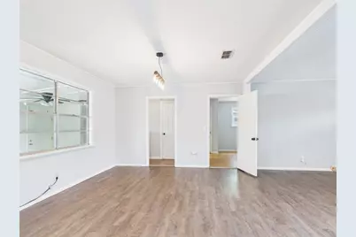 207 Skylark, Fredericksburg, TX 78624 - Photo 9