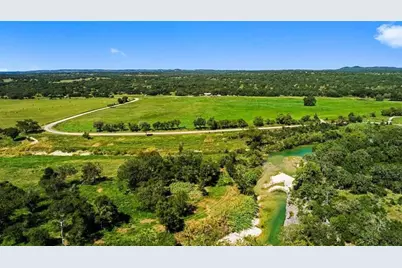 440 Chimney Valley Rd, Blanco, TX 78606 - Photo 9