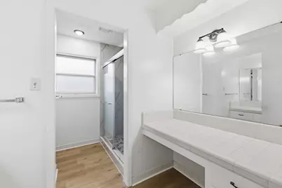 301 N Manor Dr #B, Kerrville, TX 78028 - Photo 13