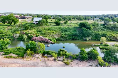 002 Walden Way, Llano, TX 78643 - Photo 9