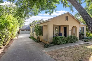 219 W Creek St, Fredericksburg, TX 78624 - Photo 35