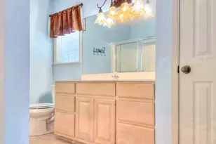 107 W Grothe St, Fredericksburg, TX 78624 - Photo 7