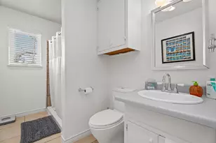 206 W Burbank St, Fredericksburg, TX 78624 - Photo 35