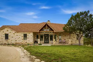 134 Stallion Estates Dr, Spring Branch, TX 78070 - Photo 3
