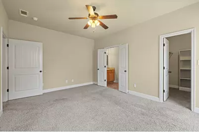 713 Englemann Oak Dr, Fredericksburg, TX 78624 - Photo 9