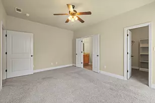 713 Englemann Oak Dr, Fredericksburg, TX 78624 - Photo 9