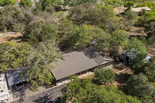 390 Galveston St, Bandera, TX 78003 - Photo 43