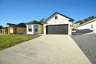 1806 Chateau Ln, Kerrville, TX 78028 - Photo 43