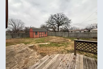 607 N Bowie, Fredericksburg, TX 78624 - Photo 37