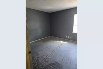 607 N Bowie, Fredericksburg, TX 78624 - Photo 19