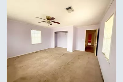 607 N Bowie, Fredericksburg, TX 78624 - Photo 15