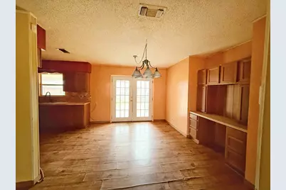 607 N Bowie, Fredericksburg, TX 78624 - Photo 21