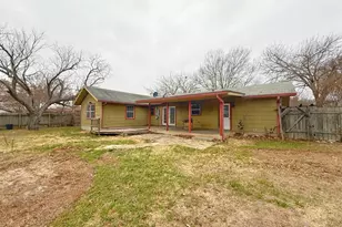 607 N Bowie, Fredericksburg, TX 78624 - Photo 29