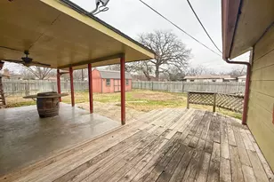 607 N Bowie, Fredericksburg, TX 78624 - Photo 27
