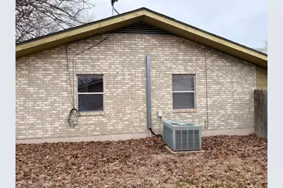 607 N Bowie, Fredericksburg, TX 78624 - Photo 35
