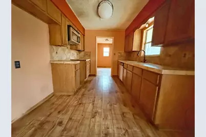 607 N Bowie, Fredericksburg, TX 78624 - Photo 23