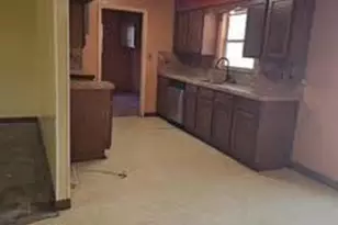 607 N Bowie, Fredericksburg, TX 78624 - Photo 5