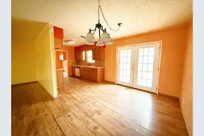 607 N Bowie, Fredericksburg, TX 78624 - Photo 21