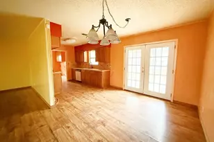 607 N Bowie, Fredericksburg, TX 78624 - Photo 21