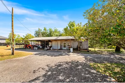 959 S Eagle St, Fredericksburg, TX 78624 - Photo 11