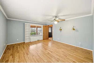 959 S Eagle St, Fredericksburg, TX 78624 - Photo 27