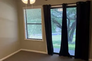 405 Summit Cir, Fredericksburg, TX 78624 - Photo 7