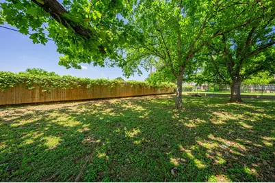 111 Edgewood Dr, Fredericksburg, TX 78624 - Photo 19
