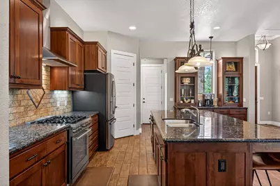102 James Callahan, Blanco, TX 78606 - Photo 5