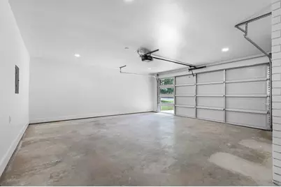 203 Frederick Rd, Fredericksburg, TX 78624 - Photo 25